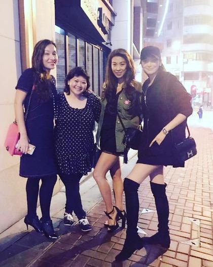  她曾被大小S看不起，如今未婚懷三胎男寶，身價已經幾十億 !