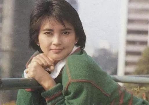  她曾是台灣四大美女之一，當年逼得林青霞自殺， 後戀上黑幫大佬，如今竟然變成了…