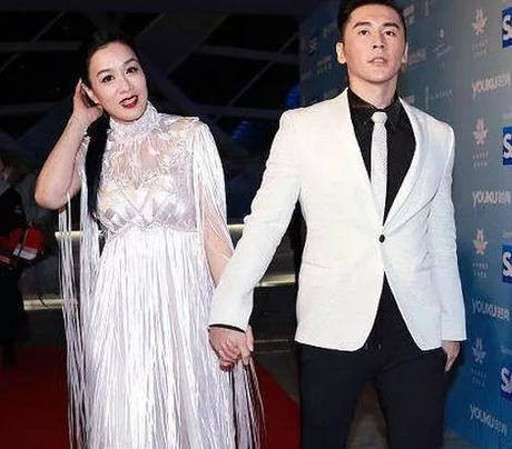 35歲張倫碩娶大12歲的鐘麗緹，都說他可少奮斗十年，結婚1年成這樣！