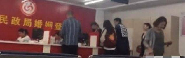 ​楊冪另尋新歡已領證？領證曝光，男友曝光，對方疑似圈內男？