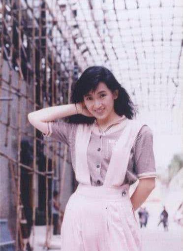 林煒老婆「22歲演女主角」當紅為愛息影！「36歲為他生子」女兒長大美翻天!