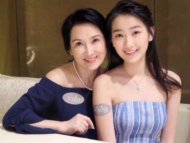 林煒老婆「22歲演女主角」當紅為愛息影！「36歲為他生子」女兒長大美翻天!