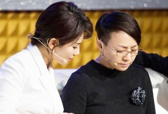 幫劉濤還清3億債務的師父，56歲成圈中大姐，趙本山都禮讓三分