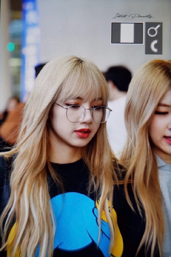 [BLACKPINK][新聞]190225 韓國solo新紀錄JENNIE《SOLO》舞蹈版視頻油管播放量破億！