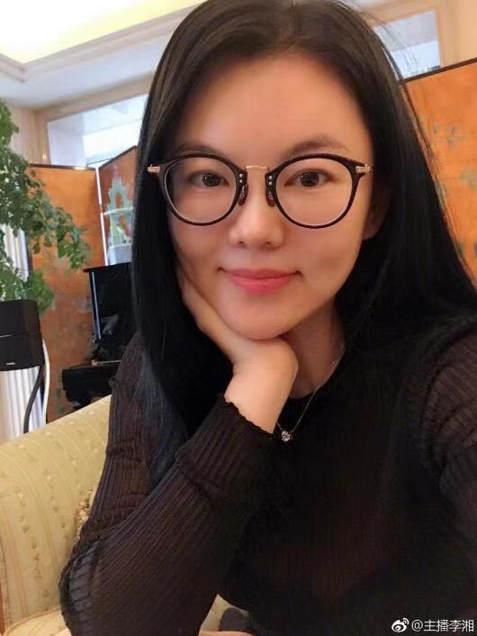 林志穎老婆曬跳舞視頻大秀好身材，李湘評論的2個字亮了