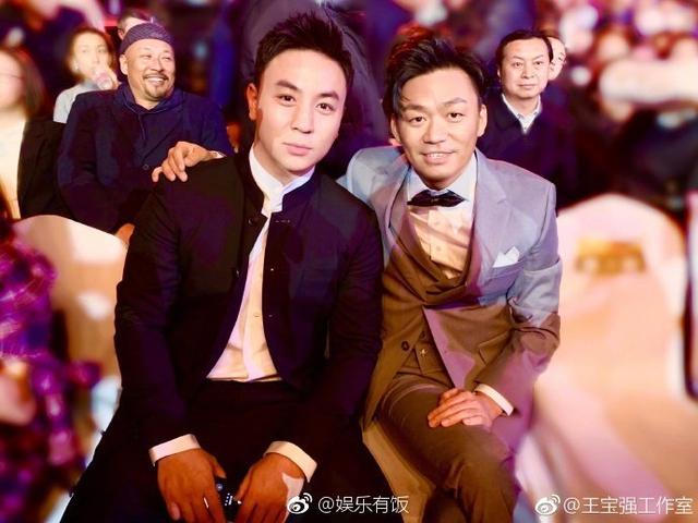 這估計是楊冪出道以來，輸得最尷尬的一次同框：旁邊被襯的像仙女！