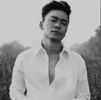  王寶強又慘遭拋棄！沒想到之前才傳要結婚，現在女友竟說出這樣的話！站在一旁的王寶強都愣住了！ 