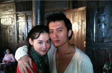 張柏芝首談與陳冠希拍照真實原因！尺度太大好害羞…難怪謝霆鋒會選擇離婚！