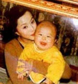 范冰冰私生子近照曝光，欺騙外界19年長相酷似35歲范冰冰！ 
