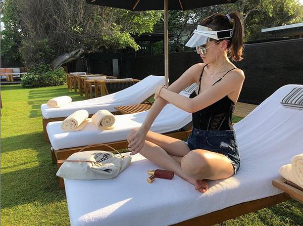 林志穎一家海邊度假照曝光，陳若儀海邊大秀好身材吸睛十足，網友：果然有料，難怪林志穎那麼愛妳
