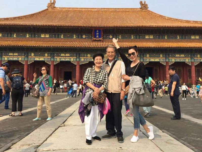 16年前曾換肝...76歲石英驚爆罹患肺炎「挺過鬼門關」! 他有感而發：「有了健康才是對家人負責！」 