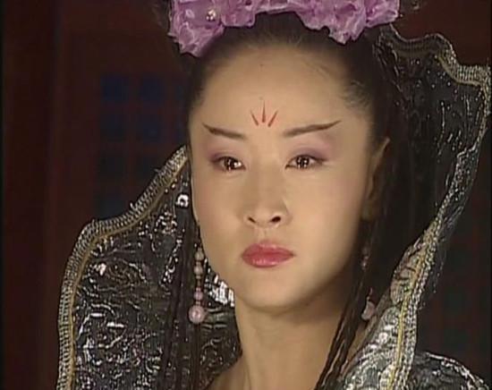  她是馬景濤最愛女人，也是曾國城最想挽回的女人！美艷勝鍾麗緹，但52歲仍淒慘單身度日！