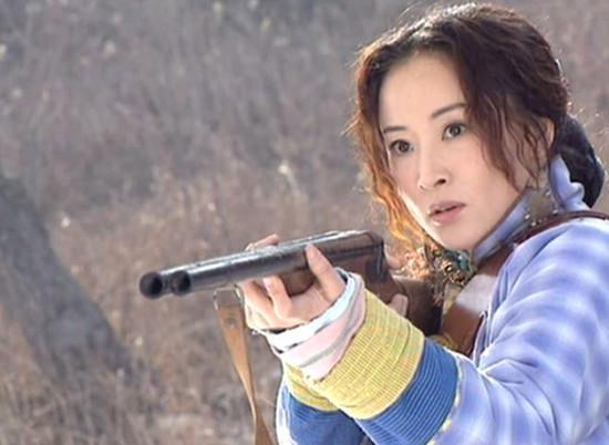  她是馬景濤最愛女人，也是曾國城最想挽回的女人！美艷勝鍾麗緹，但52歲仍淒慘單身度日！