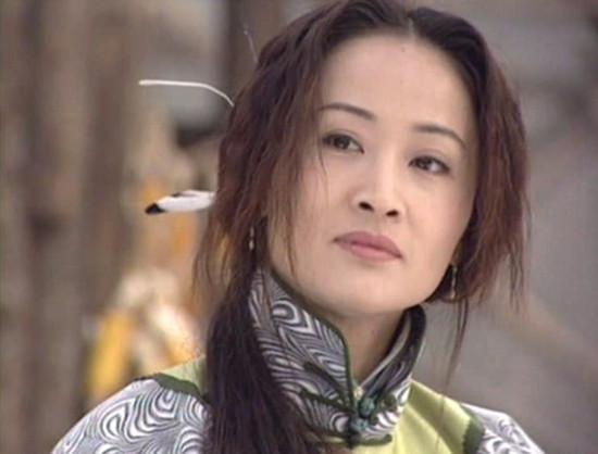  她是馬景濤最愛女人，也是曾國城最想挽回的女人！美艷勝鍾麗緹，但52歲仍淒慘單身度日！