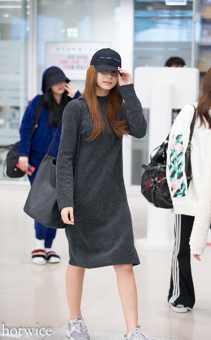 [TWICE][新聞]190223 2月愛豆個人品牌評價名次出爐TWICE全員進TOP100榜