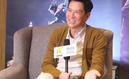 曾是一代天后，當紅時嫁給無名小卒，如今54歲被影帝老公寵成公主！