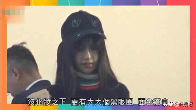 港媒再度曝光兒子小海綿的真容，看來黃曉明真不能忍了！