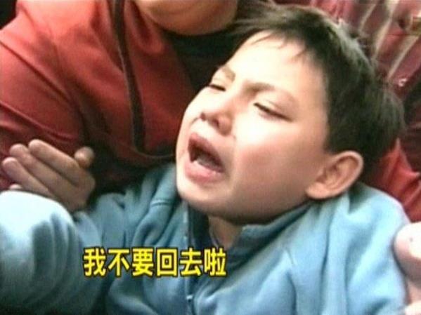 大家還記得12年前「台灣、巴西監護權大戰」事件的「吳憶樺」嗎？回到巴西後，他竟過著「這樣的生活」