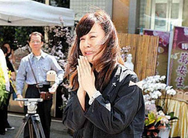 57歲龍千玉29年瞞婚生子，兒女竟相繼遭遇不幸！6年後近況曝光，網友：雨過天晴！