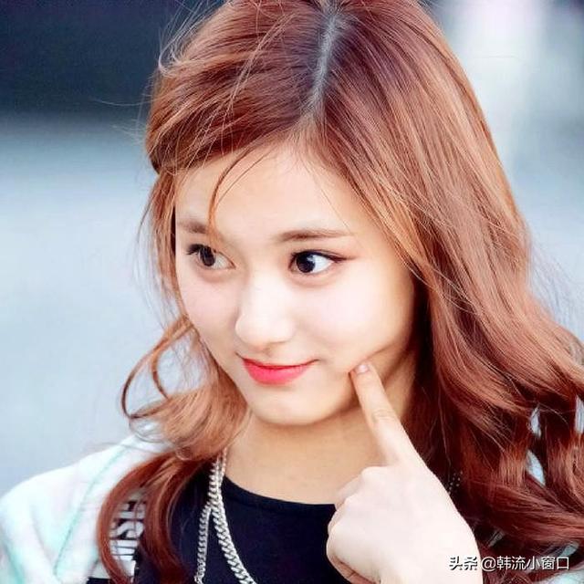 假裝忙內的TWICE，和假裝大姐的ITZY！誰才是JYP的忙內團？