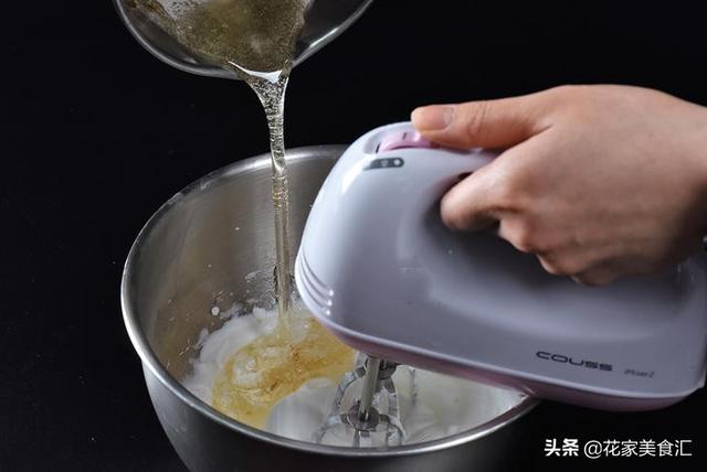 烤棉花糖冰淇淋，網紅新做法，在家周末可以做喔！