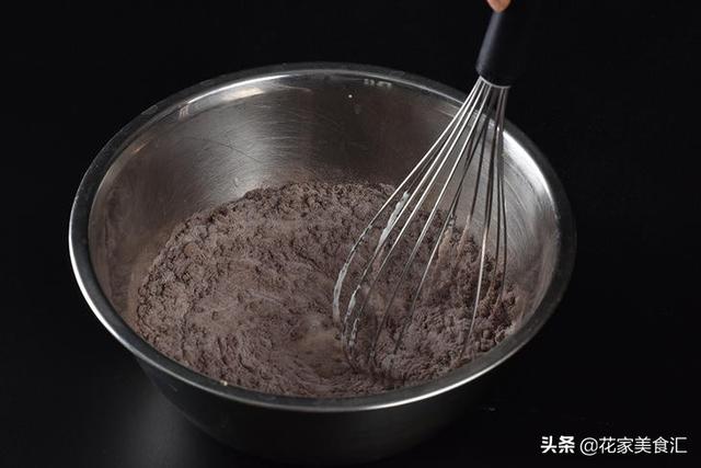 烤棉花糖冰淇淋，網紅新做法，在家周末可以做喔！