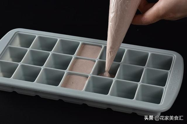烤棉花糖冰淇淋，網紅新做法，在家周末可以做喔！