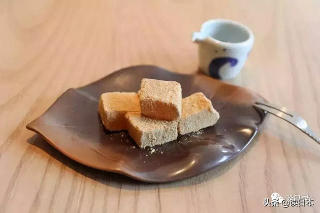 日本的和果子，充滿了東方的禪意與審美情趣，堪稱「點心的傑作」