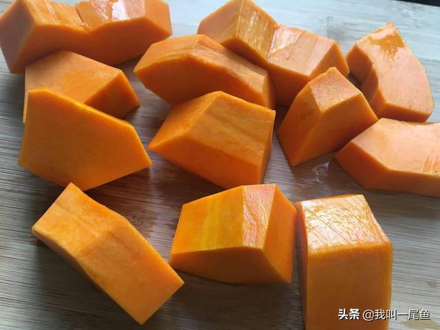 這個麵食鬆軟養胃，每次一出鍋，女兒連吃三個也不過癮