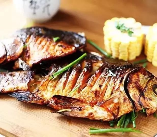 超強烤魚做法攻略，讓你冬天在家享受烤魚美食