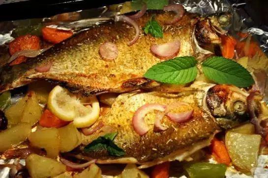 超強烤魚做法攻略，讓你冬天在家享受烤魚美食