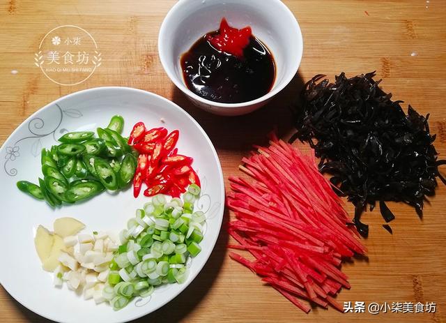 雞蛋打在豆腐里，這道菜火了，做法超級簡單，好吃的快要飛起來了