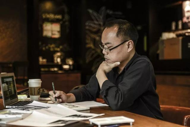 為給母親養老，他跑到鄉下蓋房，得國際大獎，造就全球必睡民宿！