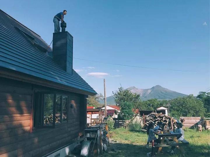 一家四口隱居在超美北海道過著「田園生活」，日常生活照吸引數十萬人追蹤！ 