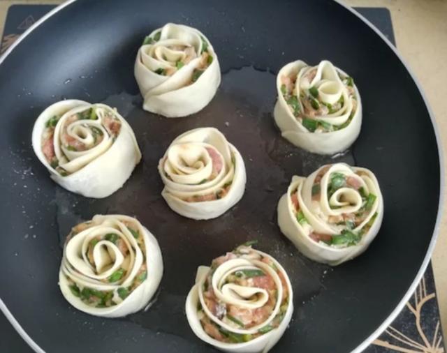 必收藏! 玫瑰花餃子食譜❤ 顏值高, 做法簡單, 一上桌就被搶光光!