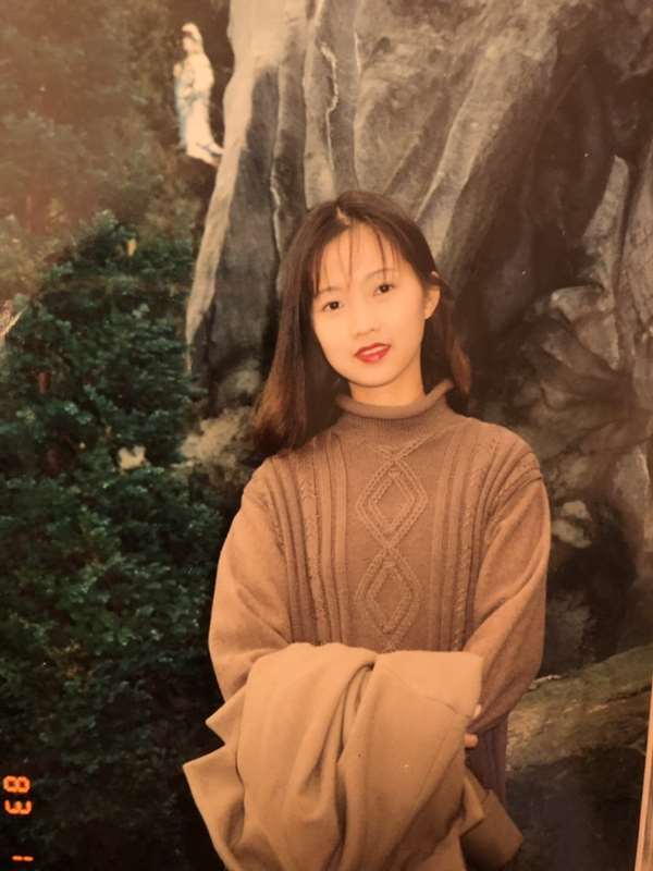 「我不怪妳，只想看看妳，抱抱妳！」28年第一次見面！他擁抱生母哭到不行，讓戶所人員也跟著鼻酸！ 