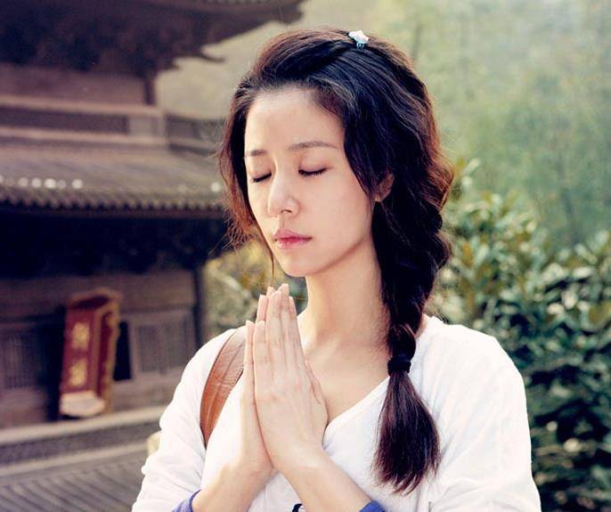 「圓臉」是世界公認的最美臉型！圓臉女人的5大優勢，尤其第2個，讓人羨慕！