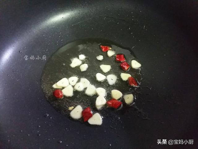 春天了，此菜別錯過，強健身體不鬧病，減肥能美容，女人要吃
