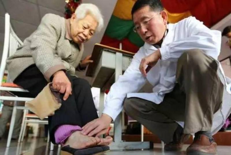身體一旦這3個部位疼痛，很可能血管堵了！教你4招，通血管，更健康！