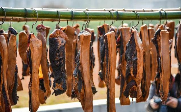 為什麼「中風」越來越多？醫生奉勸：3種食物別吃，會「加速」血管堵塞，再喜歡也要忌口