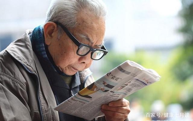 「江姐」40年前患癌，術後堅持做4事，不吃1種食物，98歲依然健康