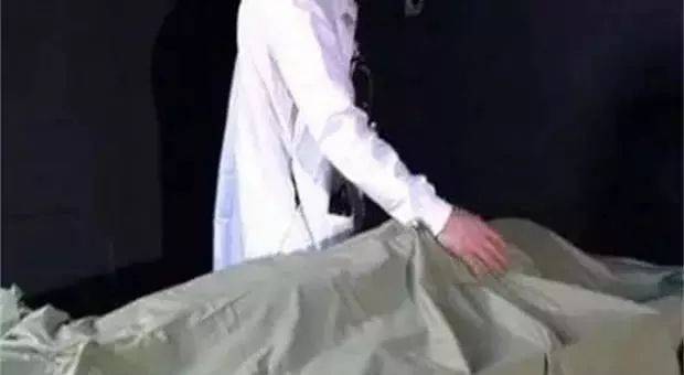 人死之後要把臉蓋上，並不是迷信，有科學依據