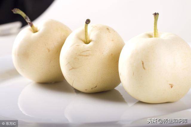 肺癌多是「拖」出來的，出現4種跡象，趁早就醫，尤其是這三類人