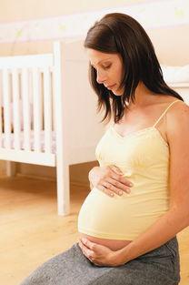 產後回鄉下婆家坐月子，兩個月後我抱著孩子哭著離開