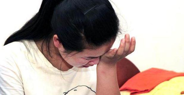 妹妹出嫁我準備送輛車，臨上婚車聽她說的話，我把鑰匙放回兜里！