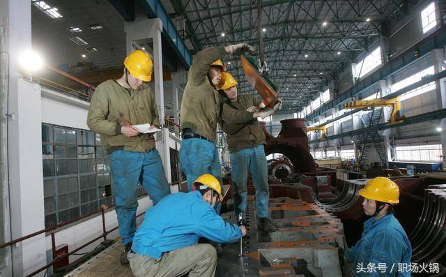 10年老員工「請假照顧病母卻被罰3000元」！老闆逼其離職「5天後竟損失900萬」
