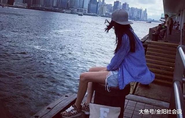 男友領我見公婆，准婆婆給了我一個厚厚的紅包，打開後我分手了