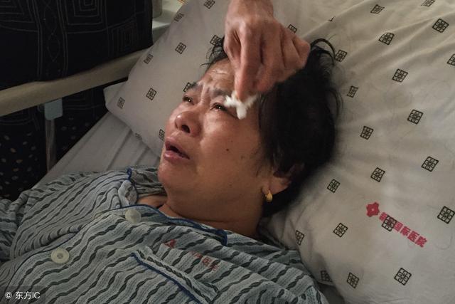婆婆平時偏向女兒處處為難兒媳，一場大病，婆婆卻傻了眼