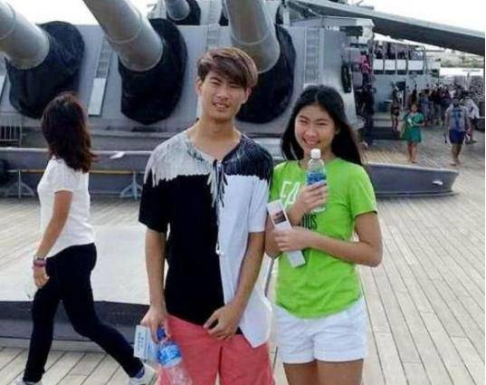 瓊女郎出身！翁家明老婆「當紅為愛引退」如今兒子長大神似老爸