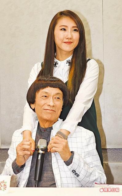 豬哥亮走2年...謝金晶「沒和姊姊聯絡」像陌生人　她提起「爸爸走前的交代」哽咽：我沒有做好...